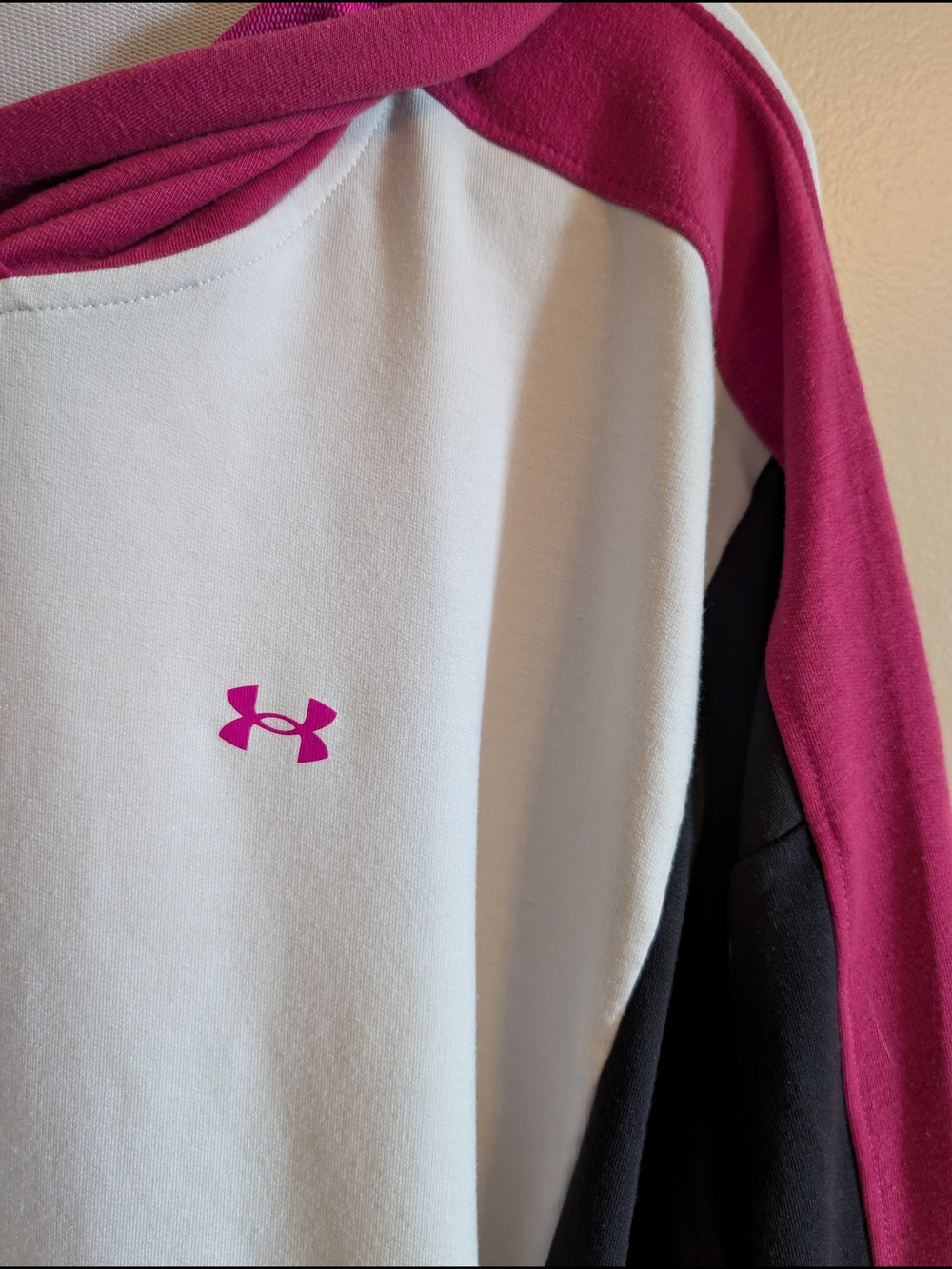 Under Armour Women's Lightweight Colorblock Hoodie - White, Black & Fuchsia - Picture 2 of 4